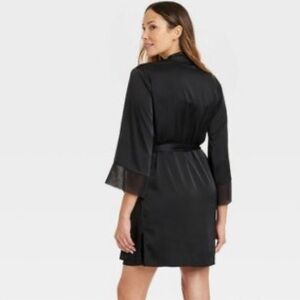 NWOT Stars Above XS/S Black Satin Robe 0214